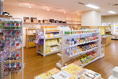 Shop: We offer a wide selection of local and nearby crafts and foods.