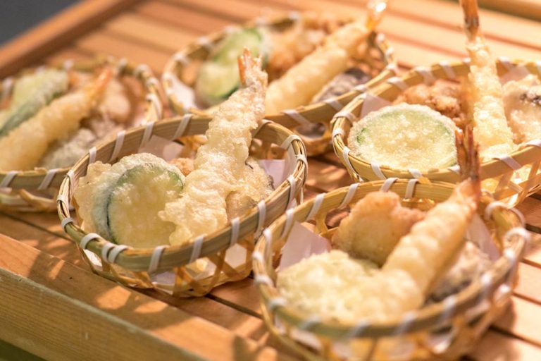 Dinner buffet demonstration corner