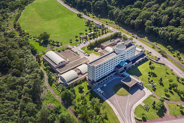 Greenpia Onuma: A comprehensive resort facility that the whole family can enjoy. Greenpia Onuma is an all-inclusive resort hotel with an expansive site covering 4.39 million square meters.